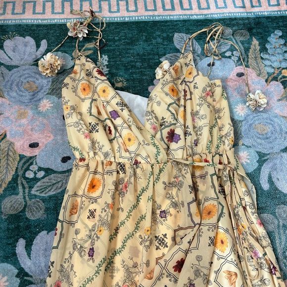 Anthropologie Gold and Green Jumpsuit Luxurious Wide-Leg Design - Picture 15 of 16